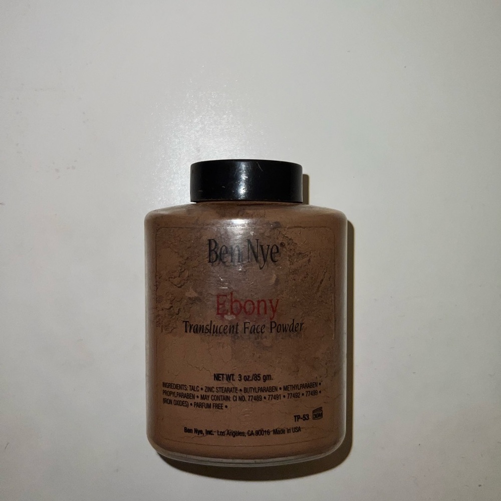 Ben nye translucent powder shade ebony never used